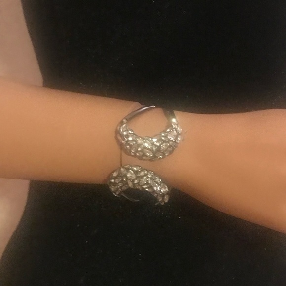 Alexis Bittar Miss Havisham
Navette Liquid Crystal Hinge
Bracelet. - Picture 5 of 9